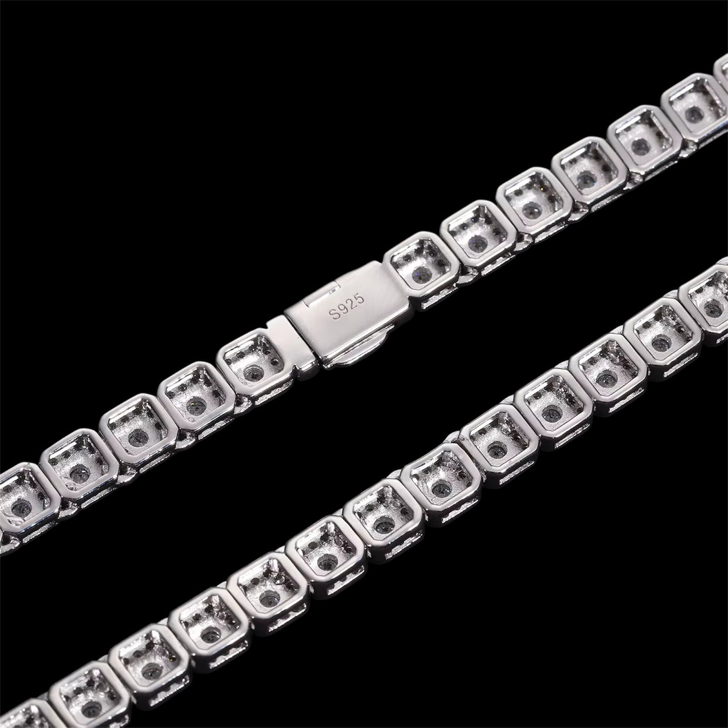 Chaîne carré Halo En Moissanite - Solitaire