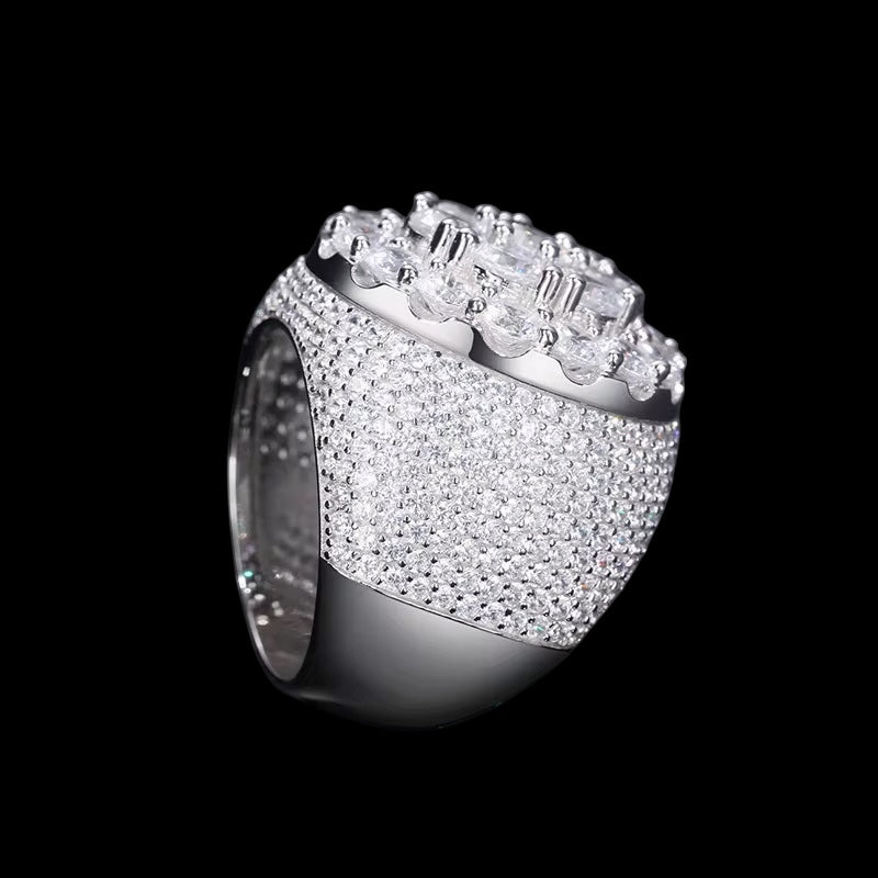 Bague Coupe Ronde Iced Out En Moissanite - Solitaire