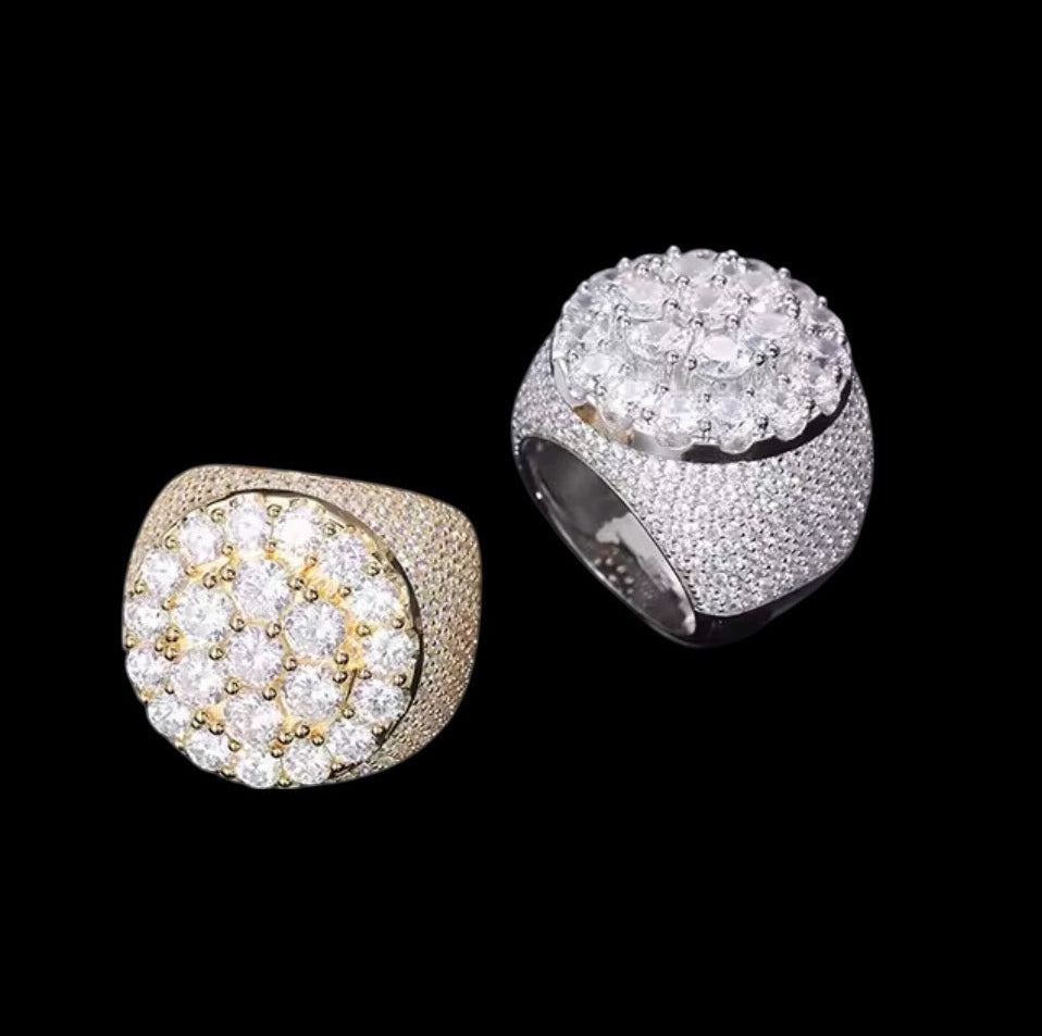 Bague Coupe Ronde Iced Out En Moissanite - Solitaire