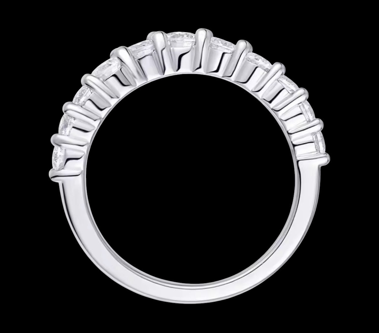 Bague Couronnée En Moissanite