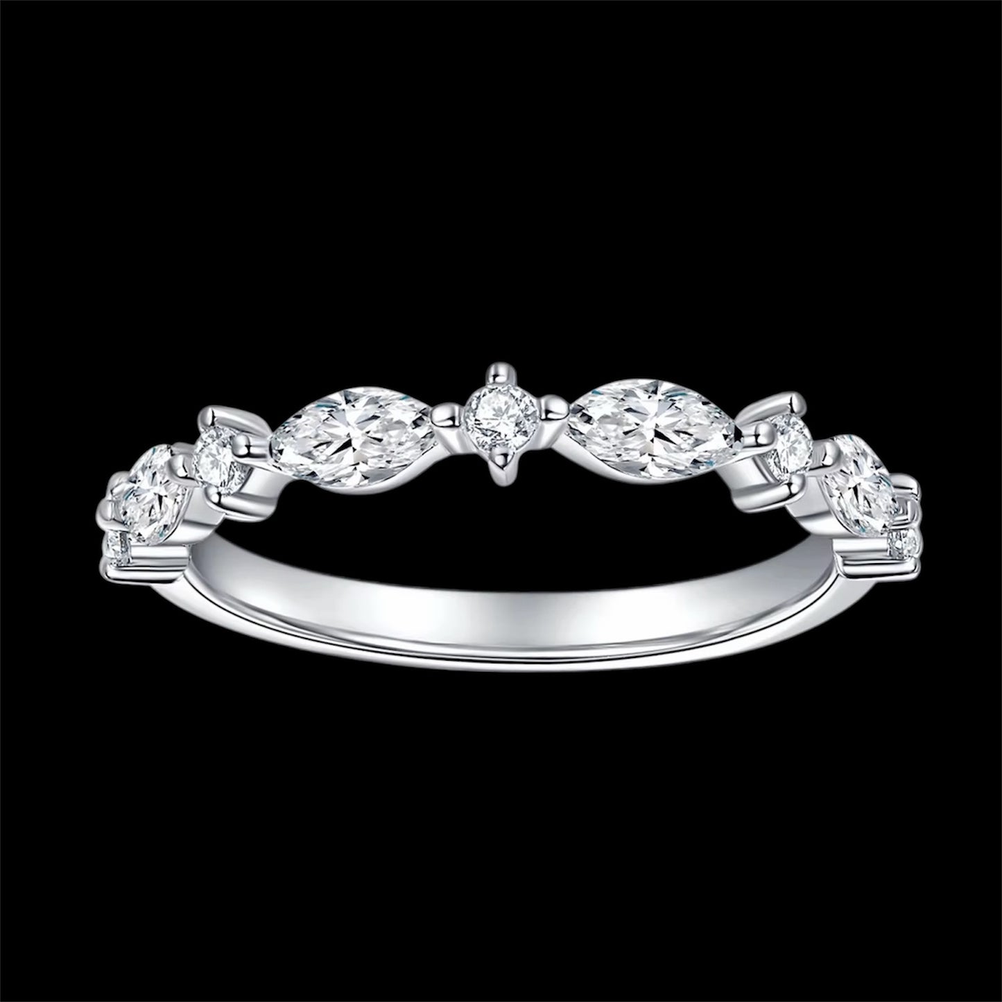 Bague Coupe Marquise Et Ronde En Moissanite