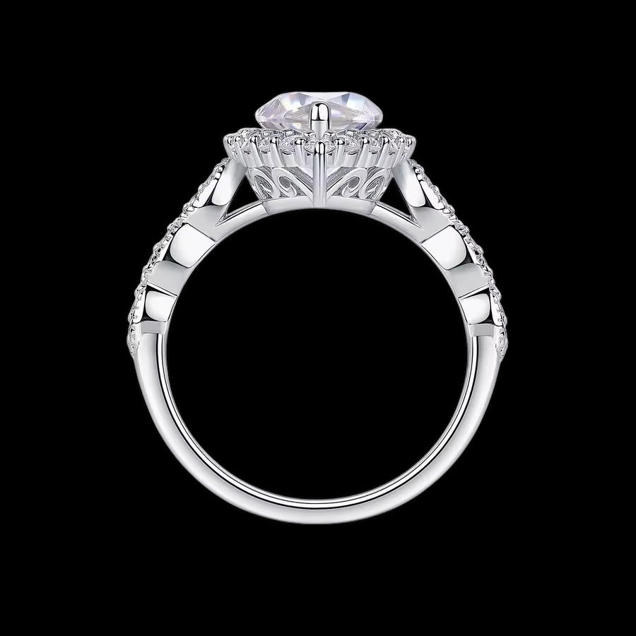 Bague Pear Cut Iced Out En Moissanite