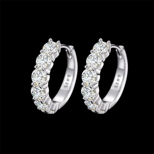 Boucles d'oreilles Huggies 1 Row En Moissanite - Solitaire
