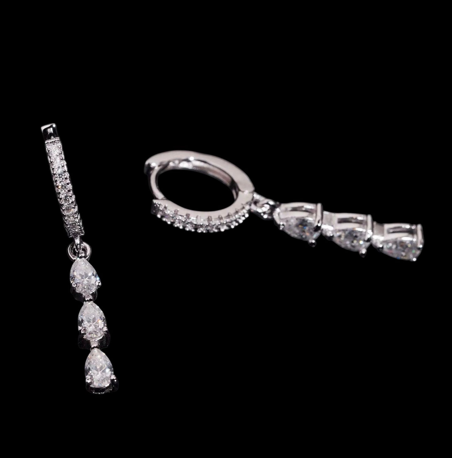 Hoops Triple Pear Cut En Moissanite - Solitaire
