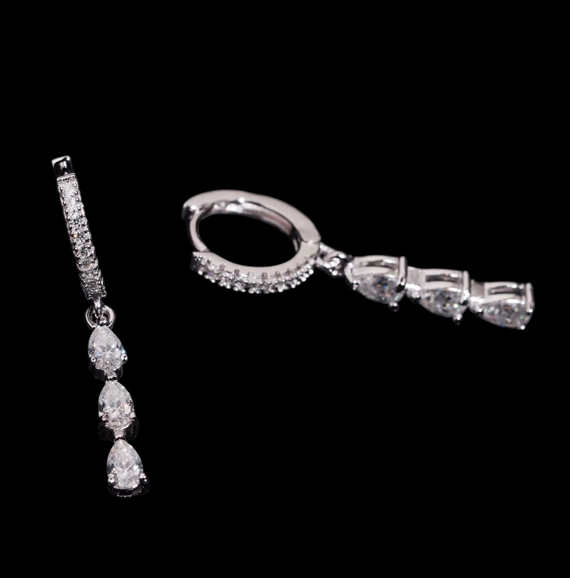 Hoops Triple Pear Cut En Moissanite - Solitaire
