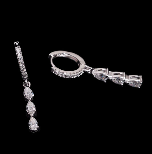 Hoops Triple Pear Cut En Moissanite - Solitaire