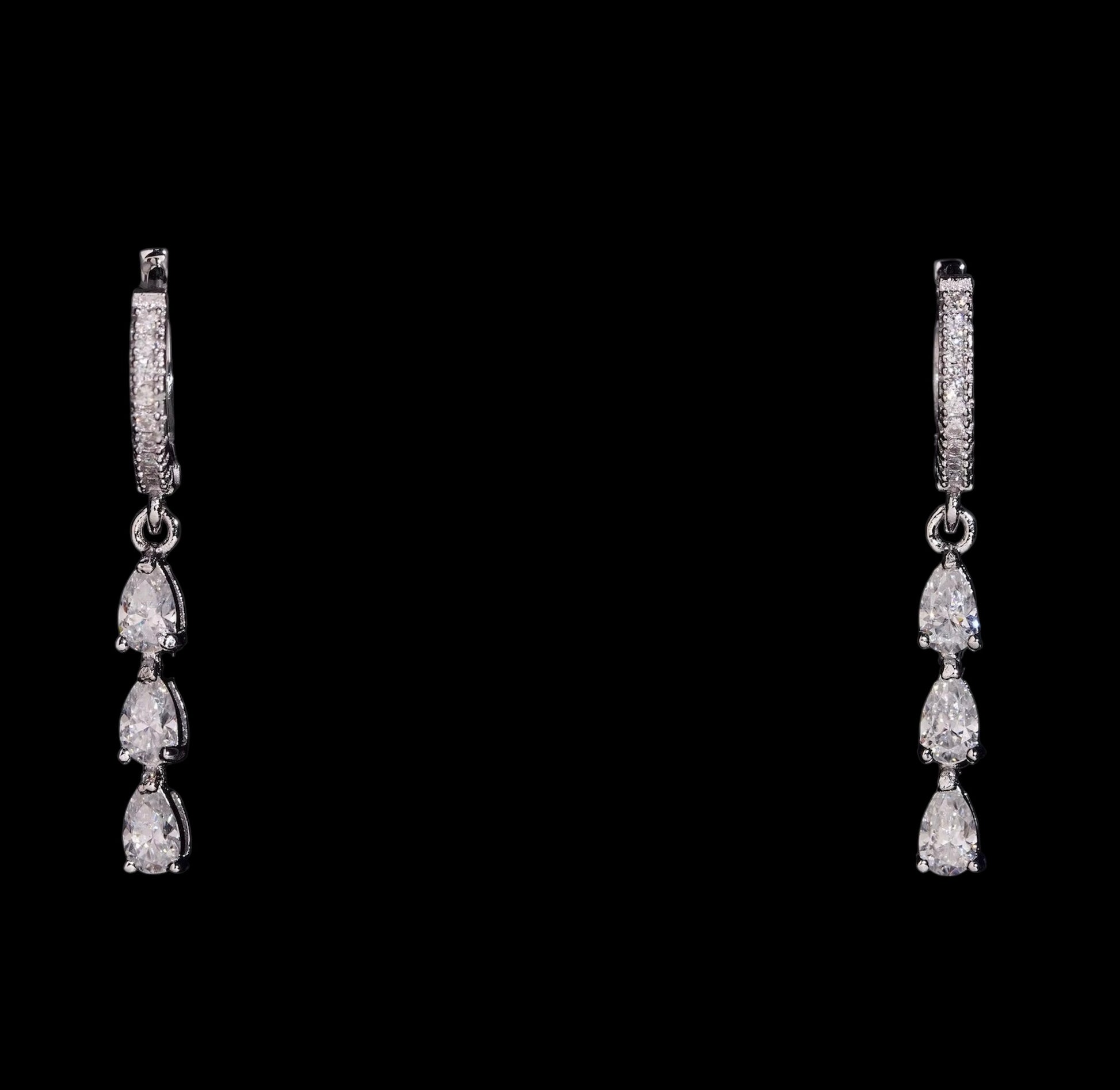 Hoops Triple Pear Cut En Moissanite - Solitaire