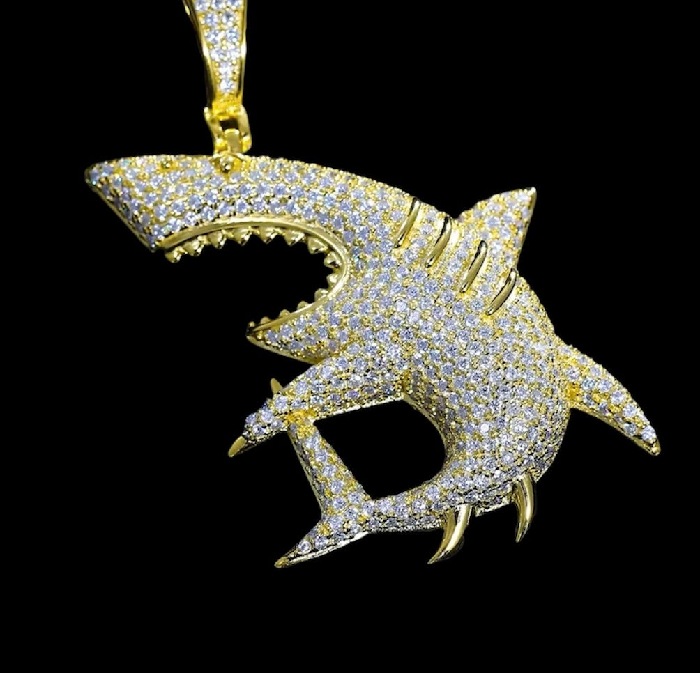 Pendentif Requin Glacée En Moissanite - Solitaire