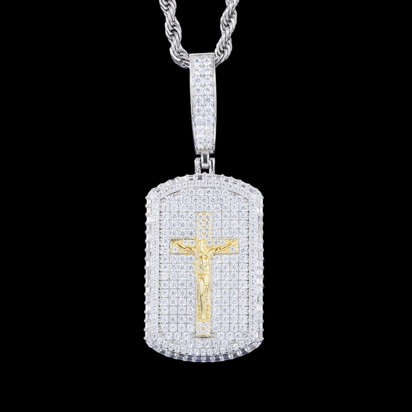 Pendentif Jésus Millitary Style En Moissanite - Solitaire