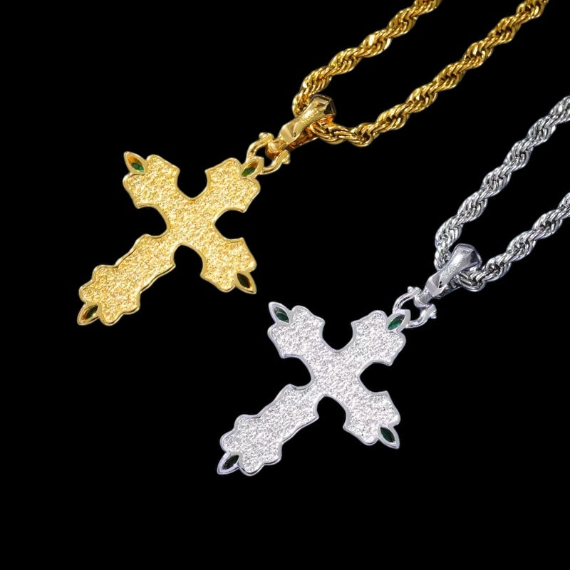 Pendentif Royal Emerald Cross En Moissanite - Solitaire