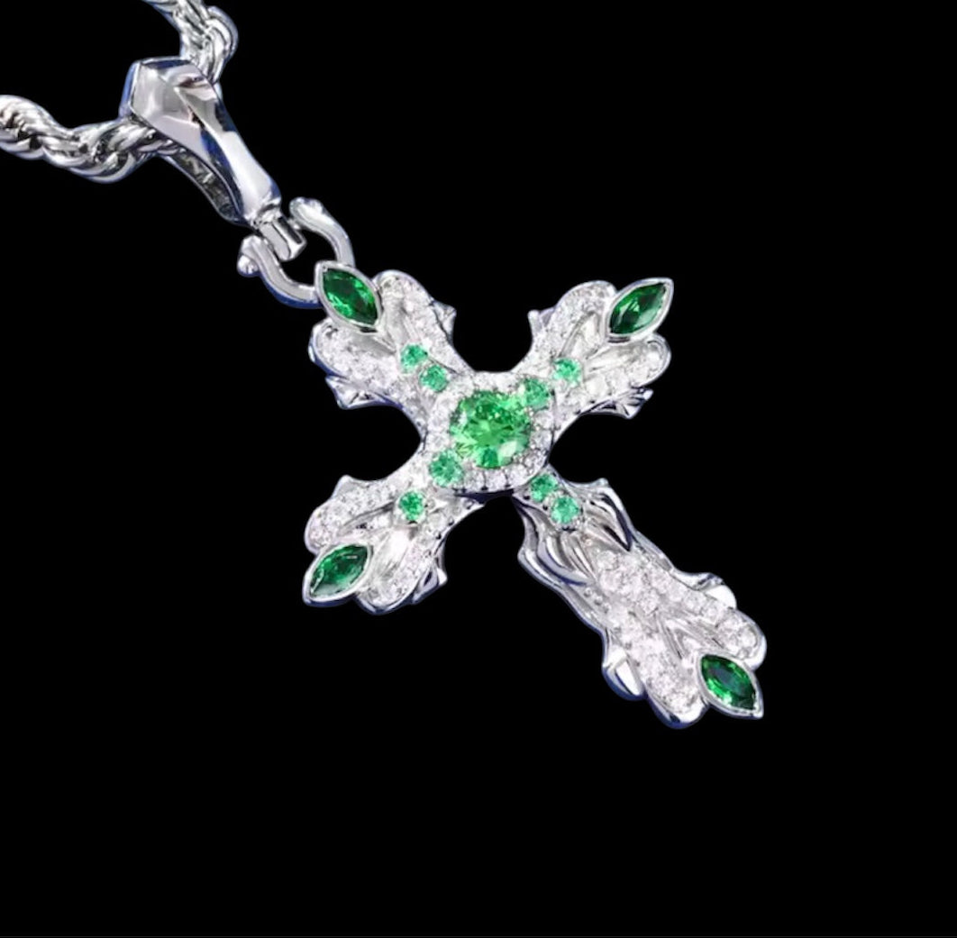 Pendentif Royal Emerald Cross En Moissanite - Solitaire