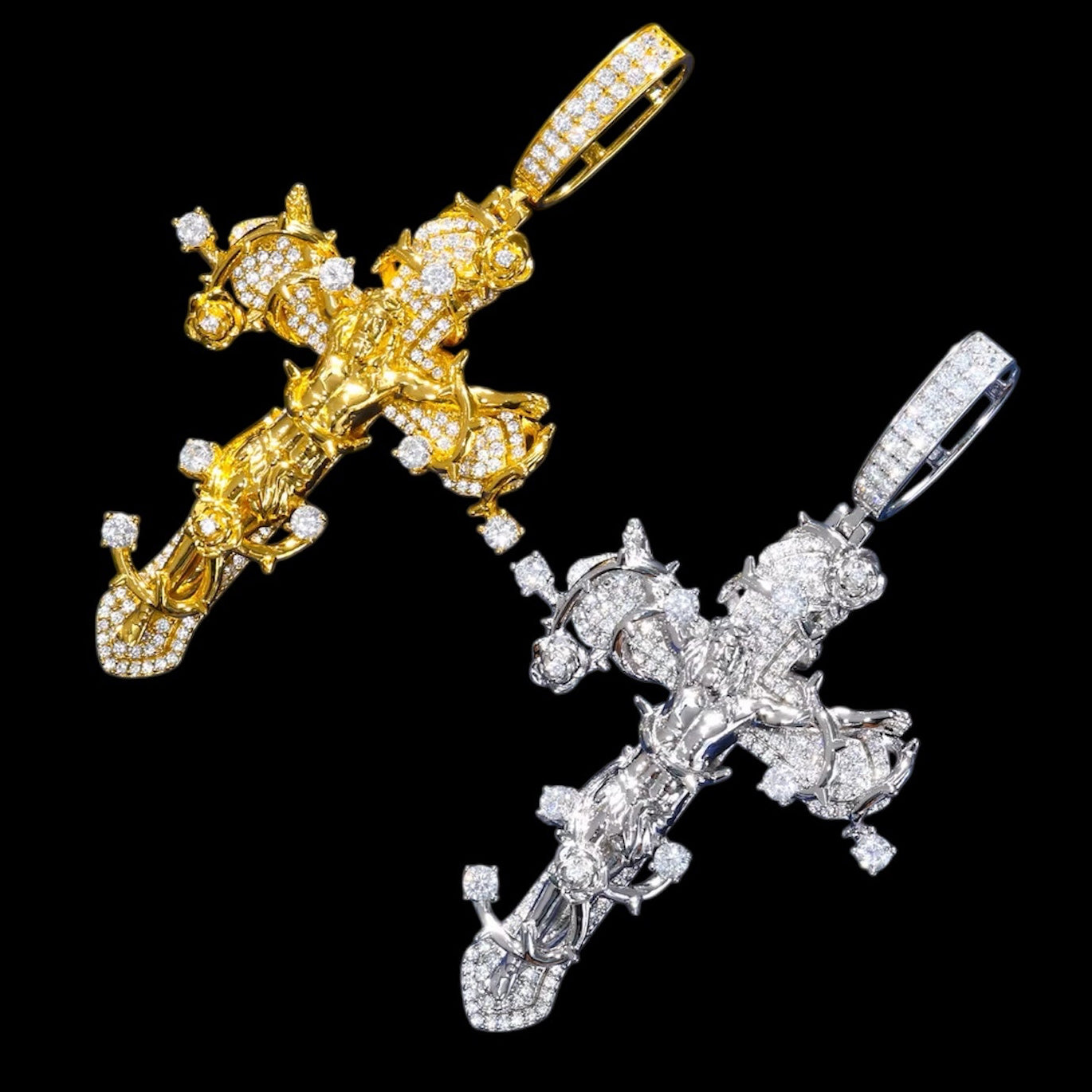 Pendentif Croix Royale Épine Sacrée En Moissanite - Solitaire