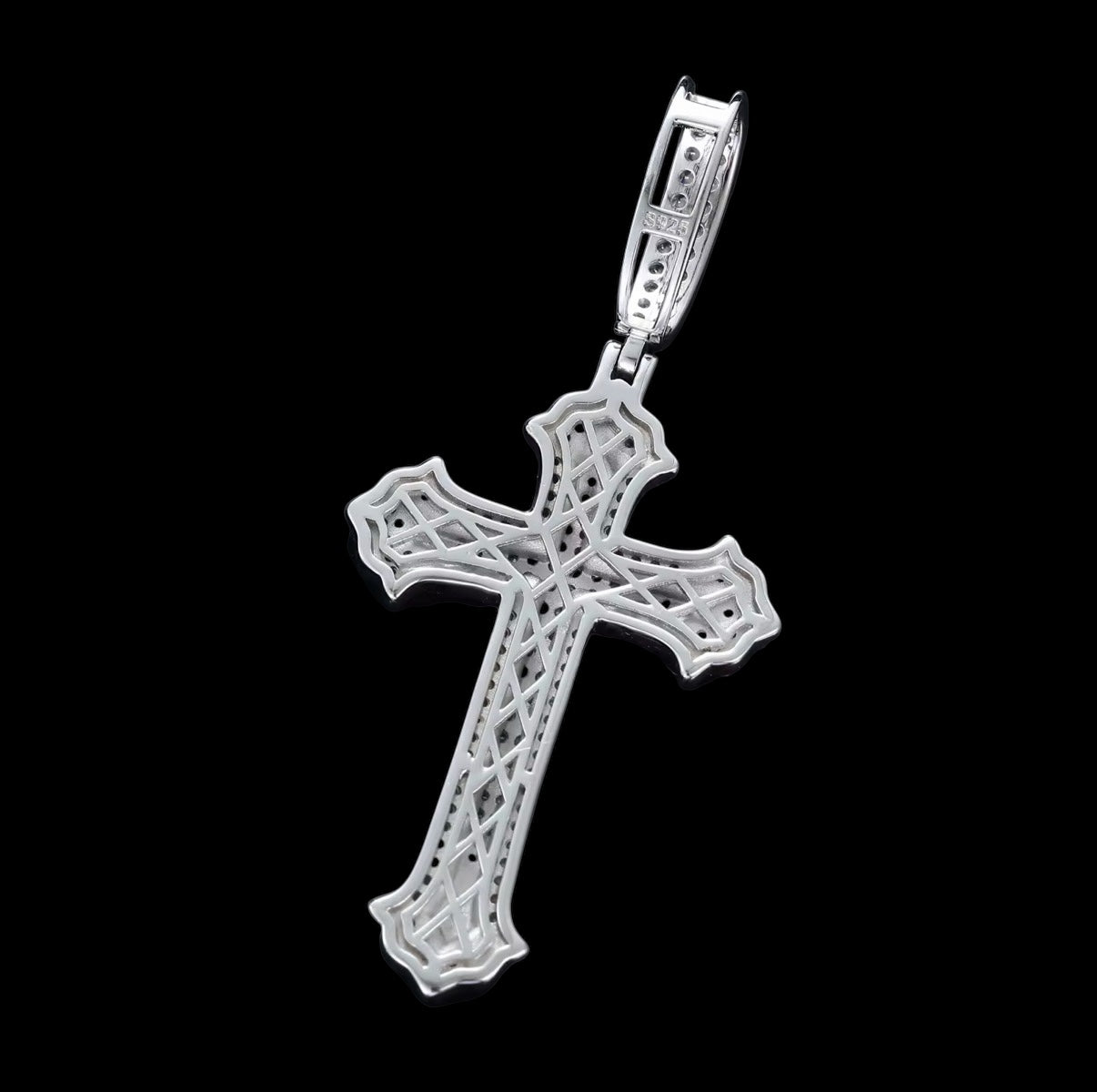 Pendentif Sword Cross En Moissanite - Solitaire
