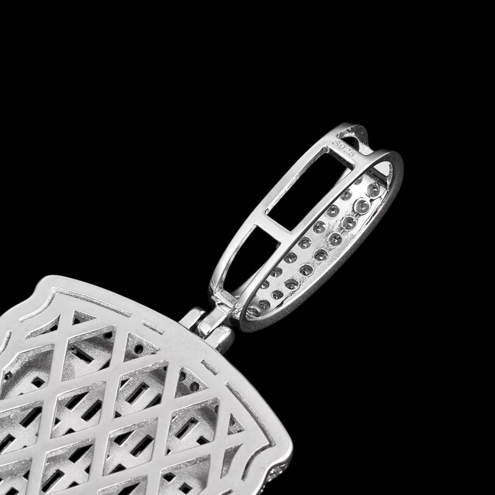 Pendentif Baguette Claw Tag En Moissanite - Solitaire