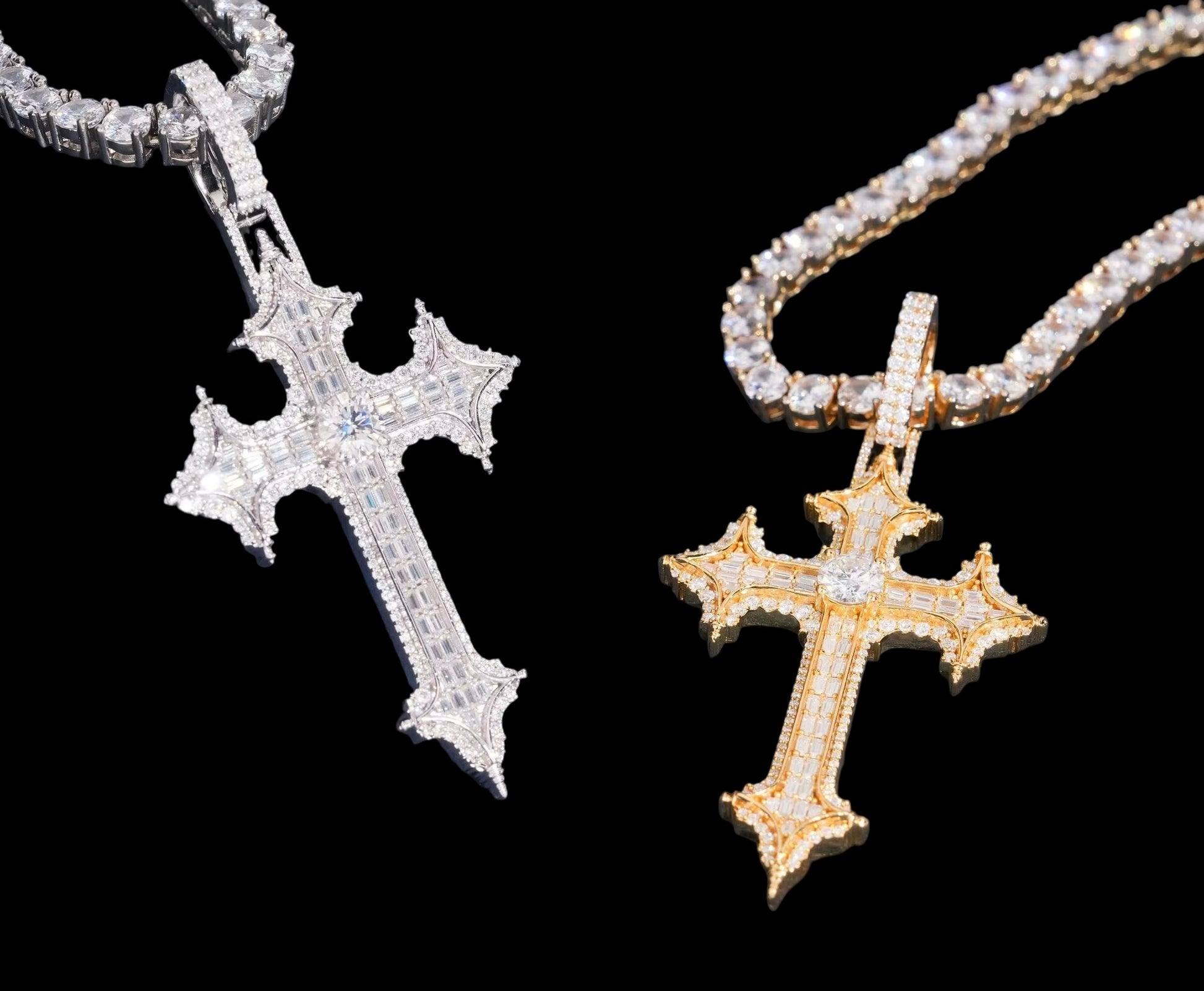 Pendentif Royal Baguette Cross En Moissanite - Solitaire