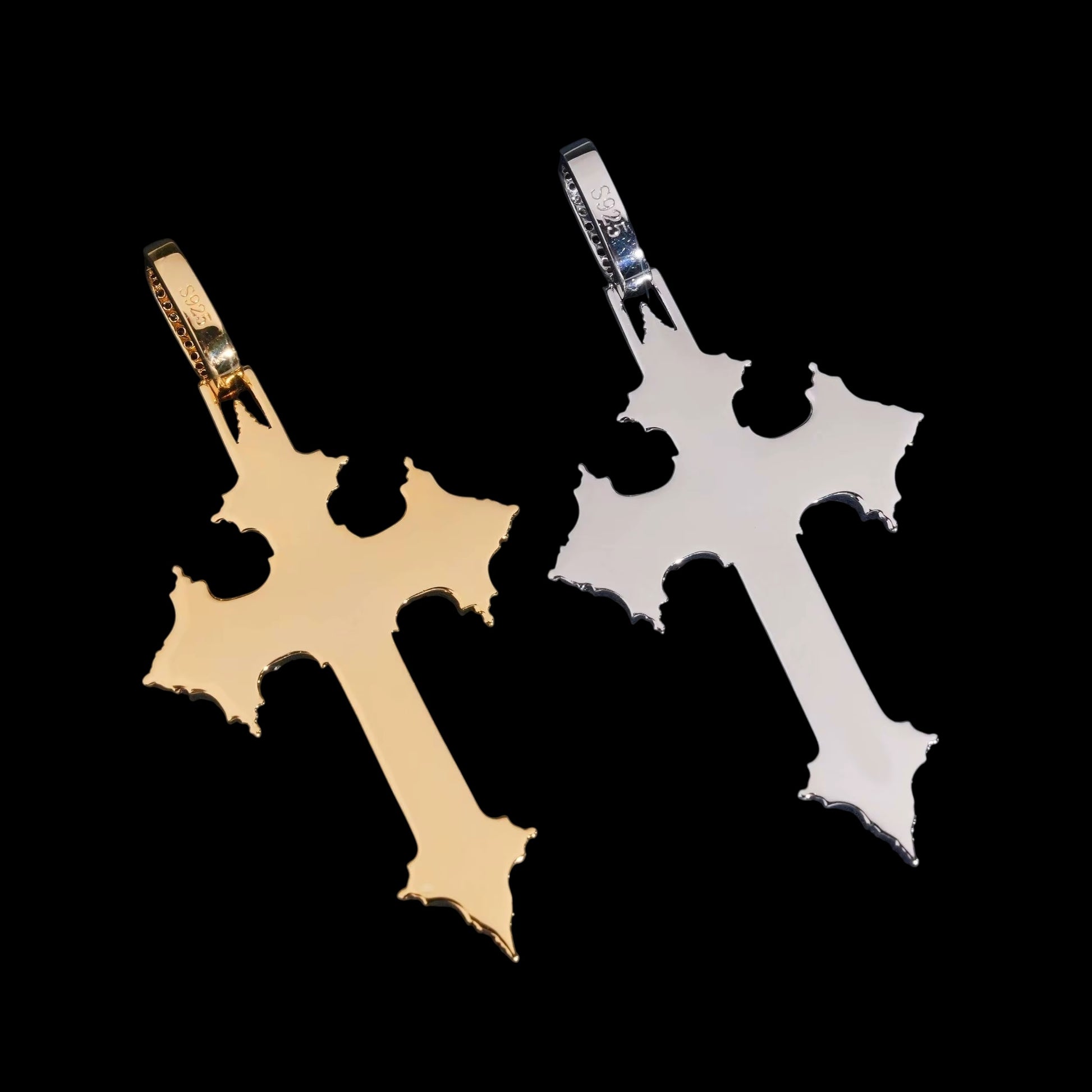 Pendentif Royal Baguette Cross En Moissanite - Solitaire