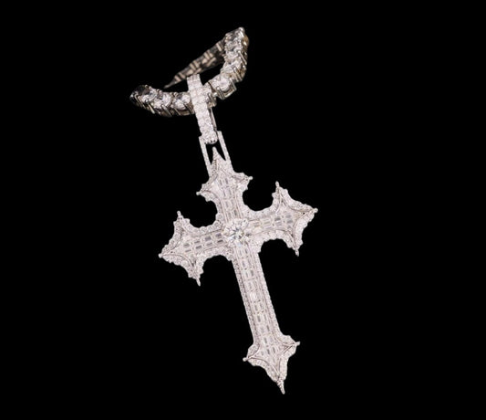Pendentif Royal Baguette Cross En Moissanite - Solitaire